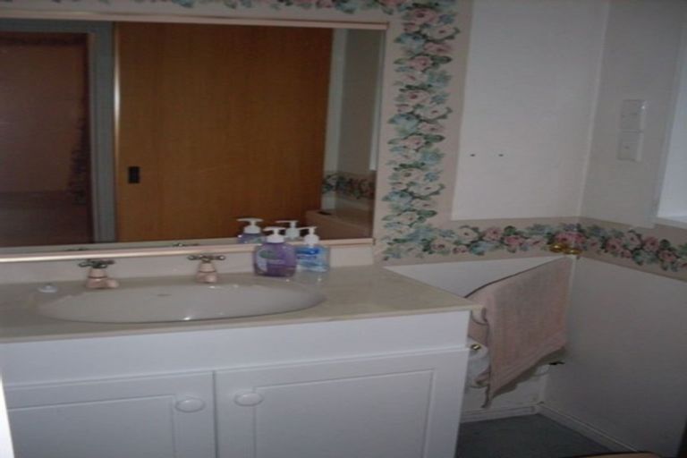 Photo of property in 20 Althorp Place, Avonhead, Christchurch, 8042