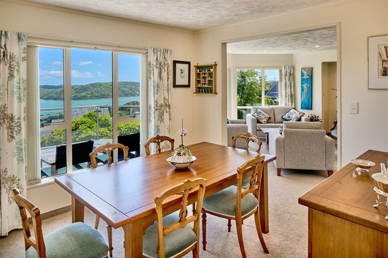 Photo of property in 4 Tombane Terrace, Papakowhai, Porirua, 5024