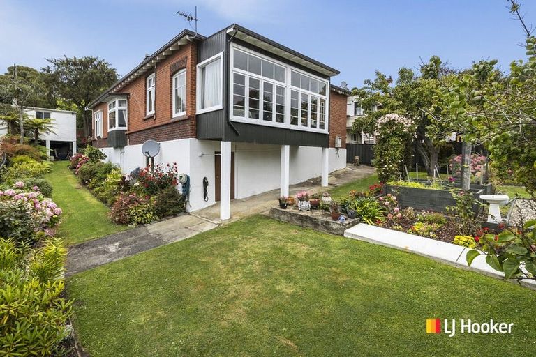 Photo of property in 61 Hazel Avenue, Caversham, Dunedin, 9012