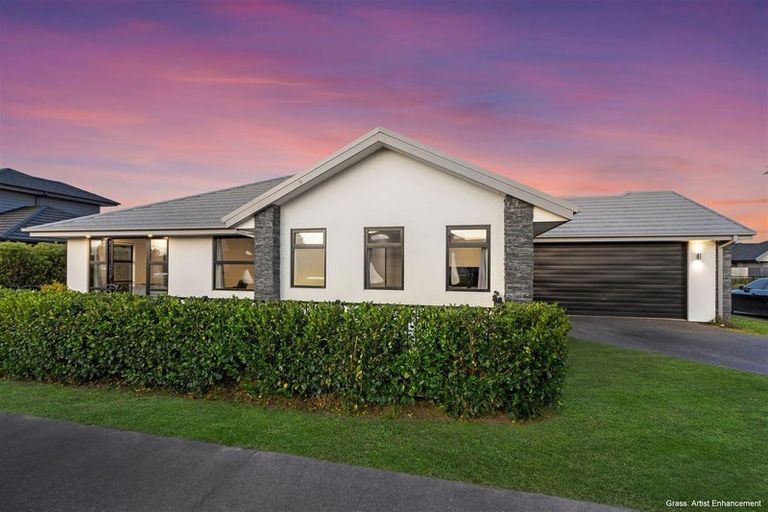 Photo of property in 3 Robalan Close, Halswell, Christchurch, 8025