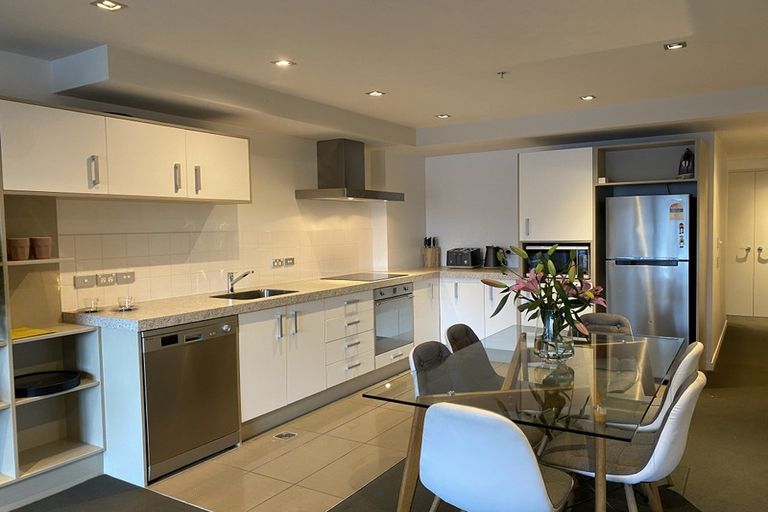 Photo of property in Monument Apartments, 5c/245 Wakefield Street, Te Aro, Wellington, 6011