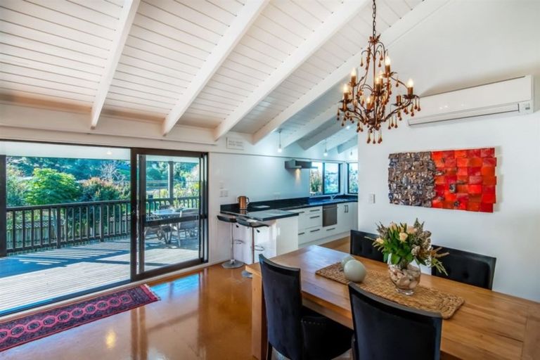 Photo of property in 1/1 Mayfair Crescent, Mairangi Bay, Auckland, 0630