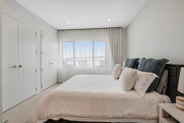 Photo of property in 10 Whao Lane, Silverdale, 0932