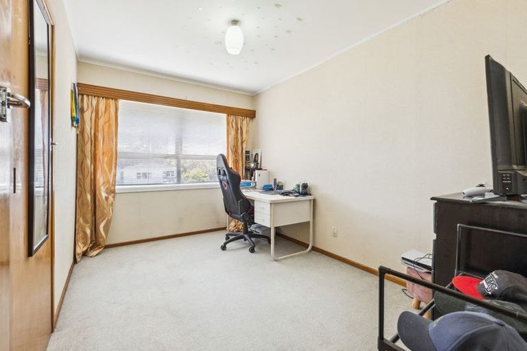 Photo of property in 64 Wyllie Road, Papatoetoe, Auckland, 2025