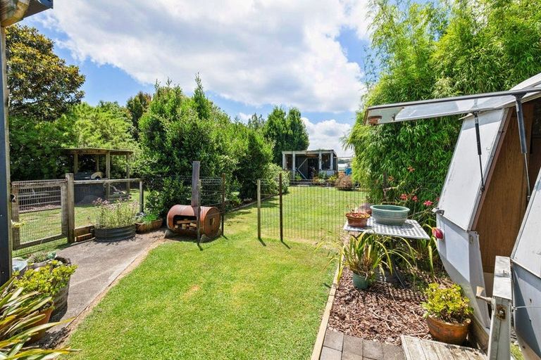 Photo of property in 30 Seagrove Road, Waiau Pa, Pukekohe, 2679