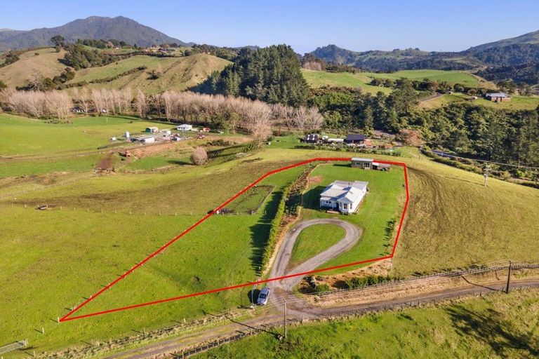 Photo of property in 10 Athol Road, Waikino, Waihi, 3682