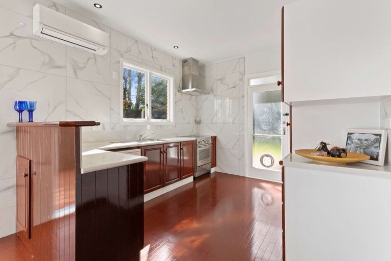 Photo of property in 90 Kawaha Point Road, Kawaha Point, Rotorua, 3010