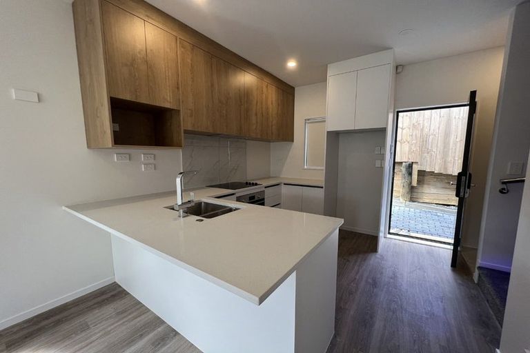 Photo of property in 3/43 Ranui Avenue, Ranui, Auckland, 0612