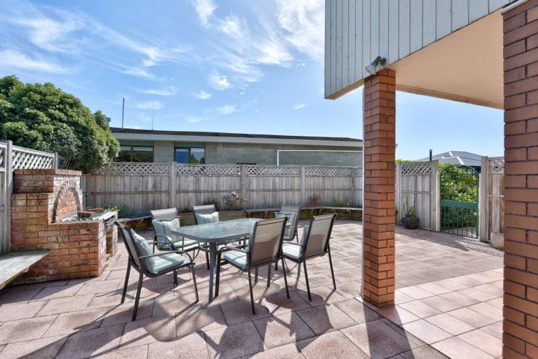 Photo of property in 9 Kerwood Place, Gore, 9710