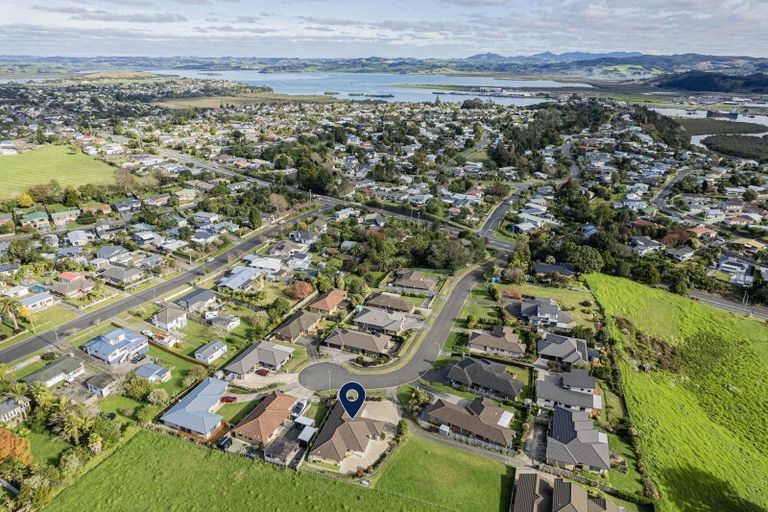Photo of property in 29 Roderick Place, Onerahi, Whangarei, 0110