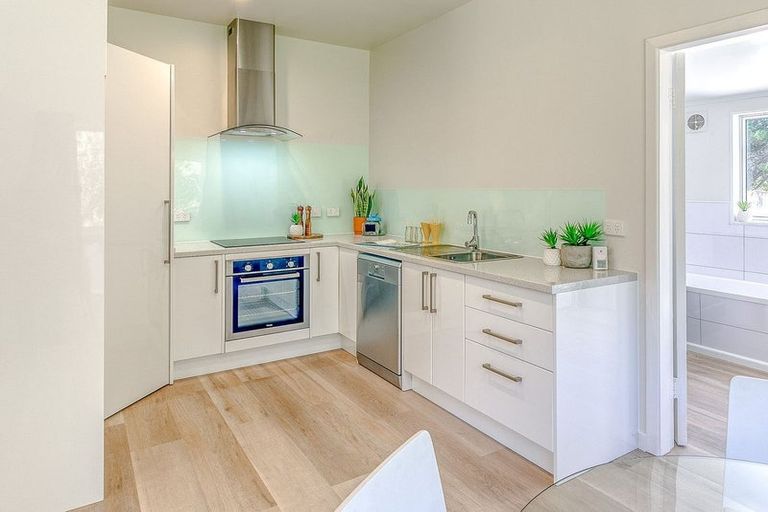 Photo of property in 27 Awatea Street, Ranui, Porirua, 5024