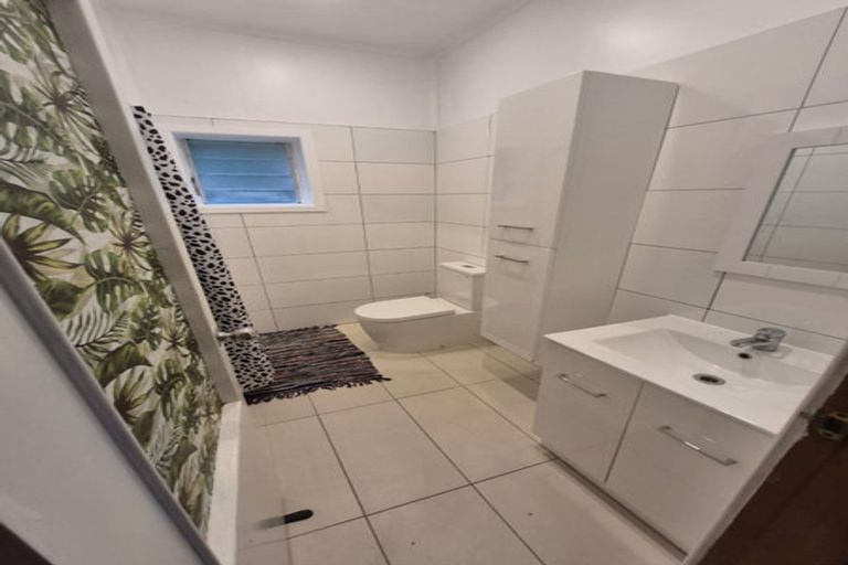 Photo of property in 7 Crawford Road, Kilbirnie, Wellington, 6022