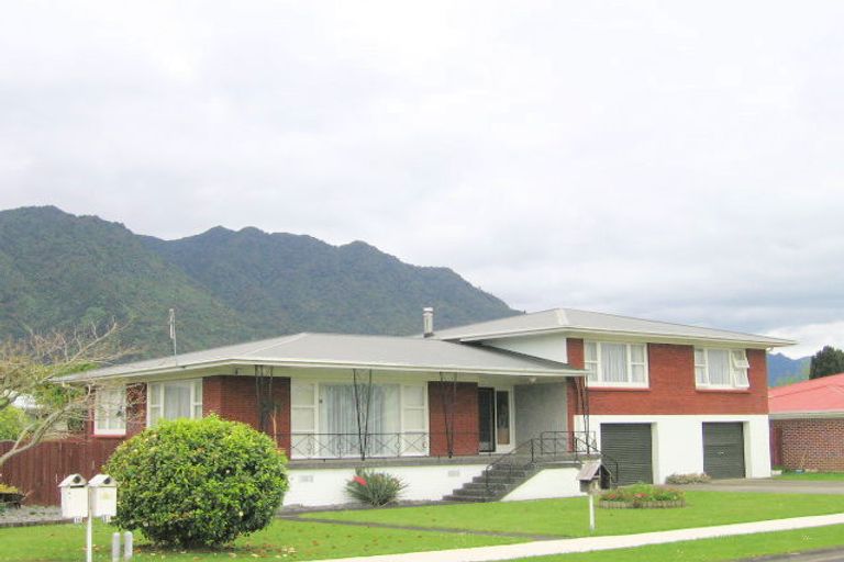 Photo of property in 1 Churchill Avenue, Te Aroha, 3320