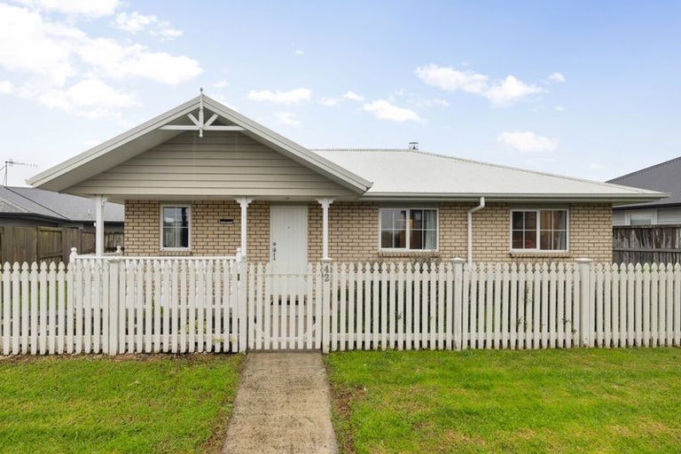 Photo of property in 42 Queens Park Crescent, Frankton, Hamilton, 3204