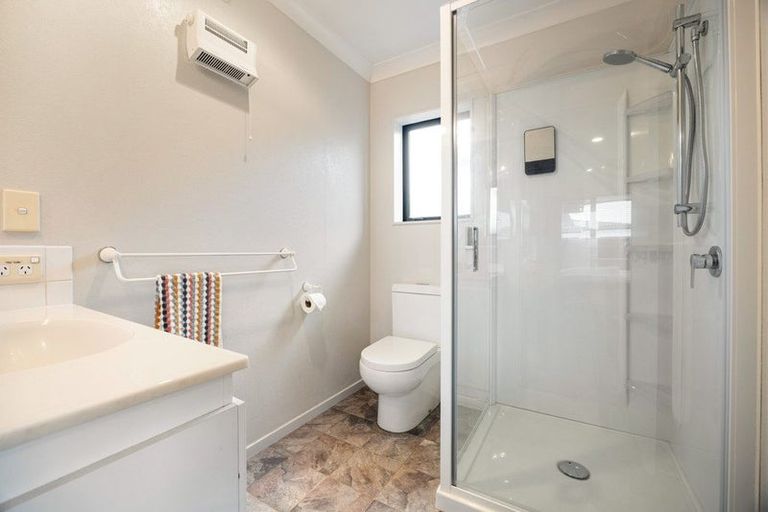 Photo of property in 2 Pascal Place, Flagstaff, Hamilton, 3210