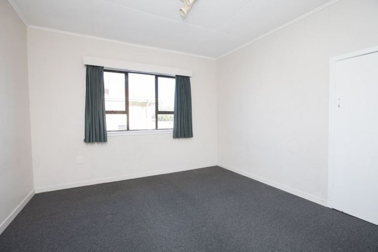 Photo of property in 1 Breckons Avenue, Nawton, Hamilton, 3200