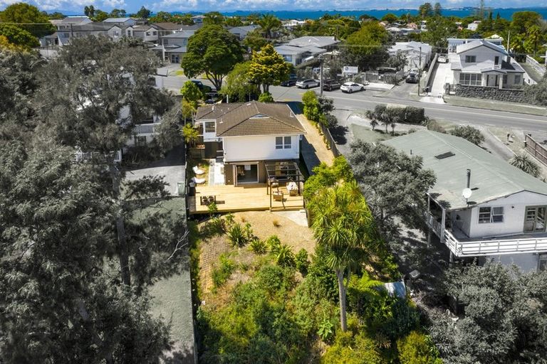 Photo of property in 140 Deep Creek Road, Torbay, Auckland, 0630