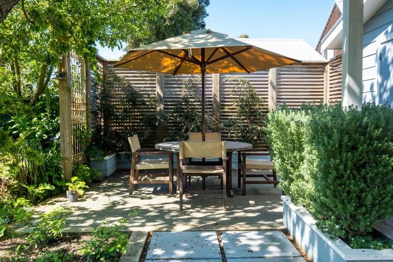 Photo of property in 15 Pipi Street, Te Awanga, 4102