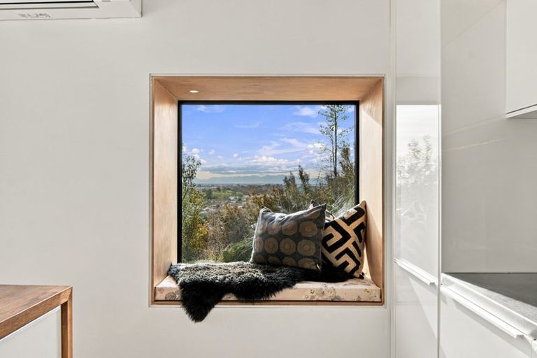 Photo of property in 5 Jahan Lane, Cashmere, Christchurch, 8022