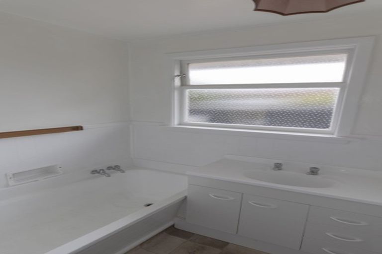 Photo of property in 77 Veitches Road, Casebrook, Christchurch, 8051