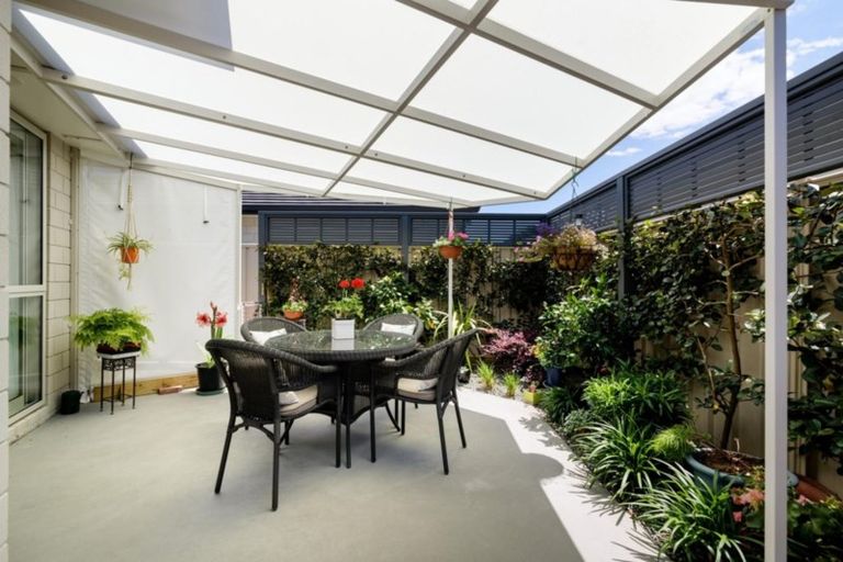 Photo of property in 2 Seashell Drive, Papamoa Beach, Papamoa, 3118