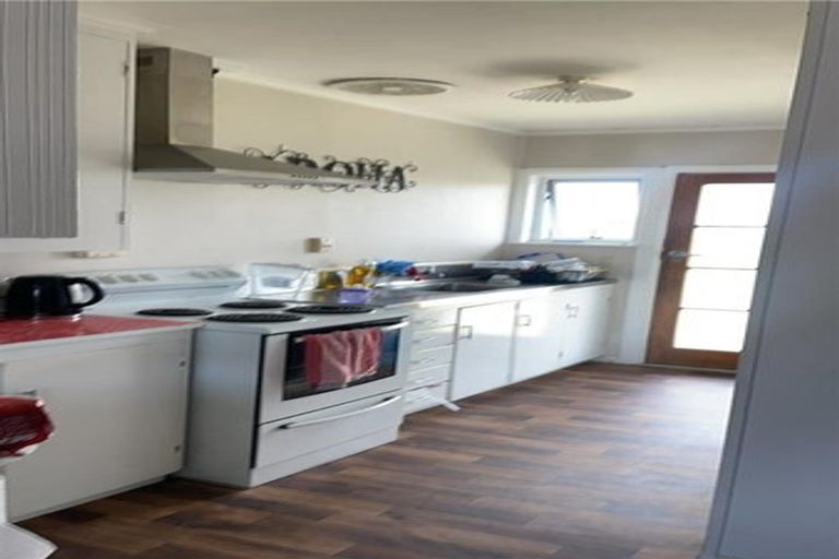 Photo of property in 1/6a View Road, Papakura, 2110