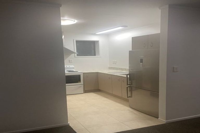 Photo of property in 49 Rua Road, Glen Eden, Auckland, 0602