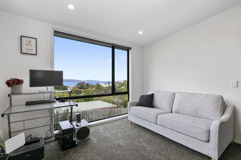 Photo of property in 58b Pekanga Road, Normandale, Lower Hutt, 5010