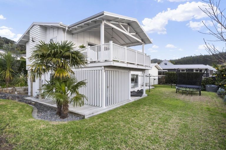 Photo of property in 246 Onemana Drive, Onemana, Whangamata, 3691