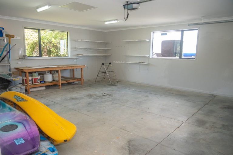Photo of property in 31 Eagles Way, Cable Bay, 0420