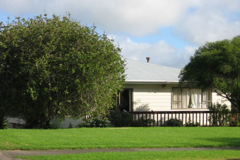 Photo of property in 18 Bay Vista Drive, Red Beach, 0932