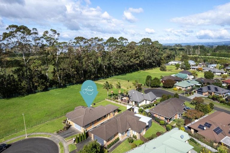 Photo of property in 10 Reabrook Place, Katikati, 3129