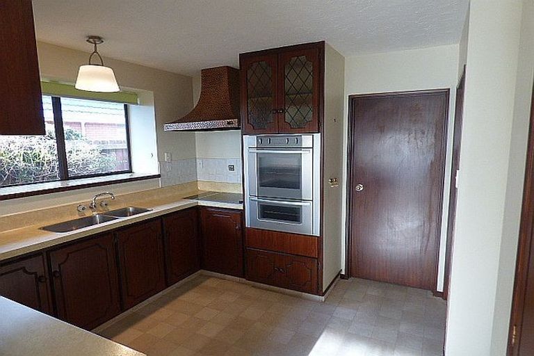 Photo of property in 355 Harewood Road, Bishopdale, Christchurch, 8053