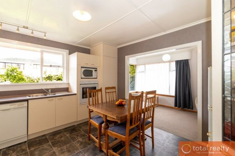 Photo of property in 24 Grove Street, Saint Kilda, Dunedin, 9012