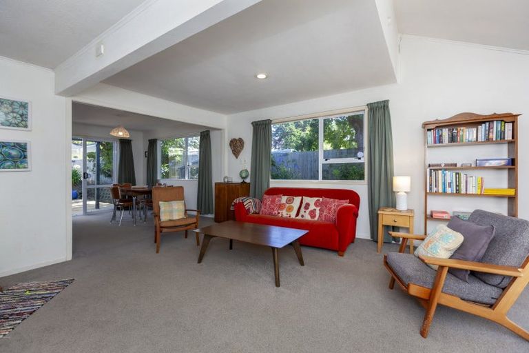 Photo of property in 29 Tui Road, Raumati Beach, Paraparaumu, 5032