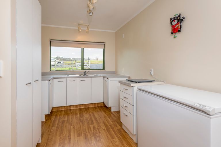 Photo of property in 182 Amreins Road, Taupaki, Henderson, 0782