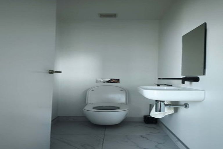 Photo of property in 10 Satchell Way, Kaiwharawhara, Wellington, 6035