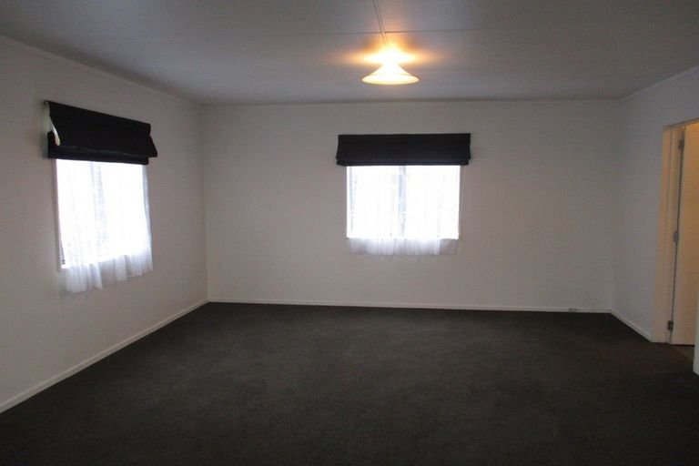 Photo of property in 16 Keeling Street, West End, Palmerston North, 4412