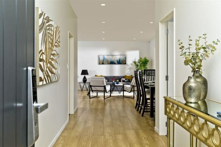 Photo of property in 58 Schoolside Road, Kumeu, 0810