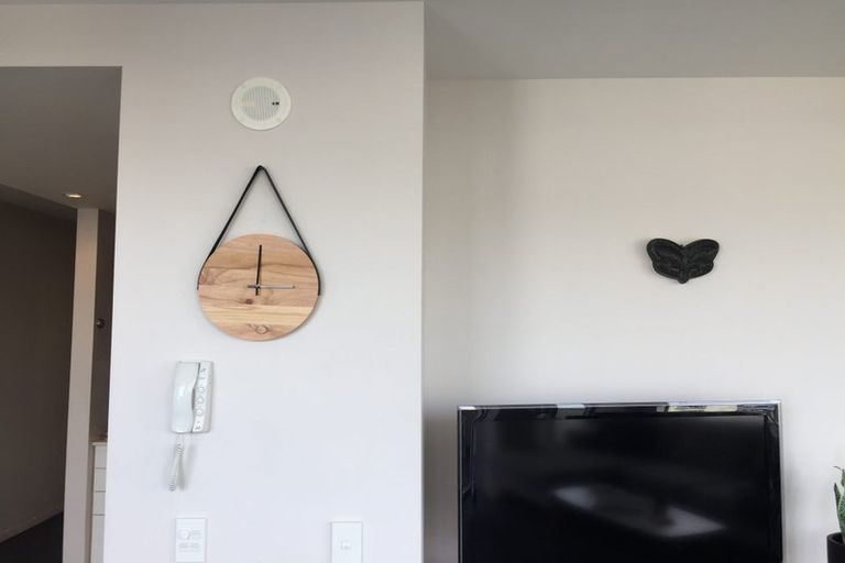 Photo of property in Trinity Apartments, 407/19 College Street, Te Aro, Wellington, 6011