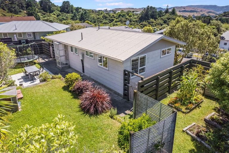 Photo of property in 8 Thimble Lane, Whitby, Porirua, 5024