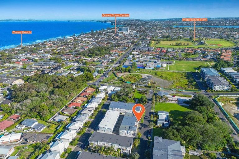 Photo of property in 2 Parkside Drive, Orewa, 0931