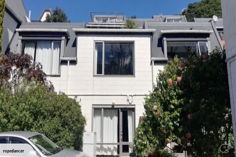 Photo of property in Sherwood Mews, 28b Bidwill Street, Mount Cook, Wellington, 6021