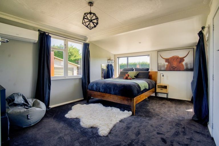 Photo of property in 17 Cross Street, Milton, 9220