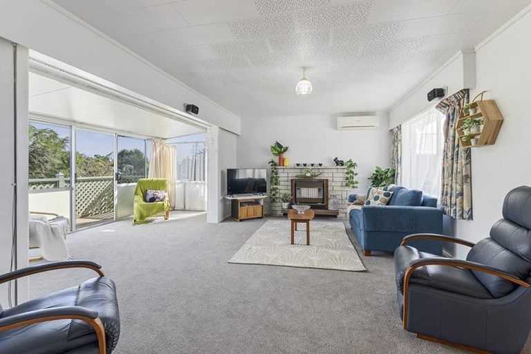 Photo of property in 7 Silby Street, Waitara, 4320