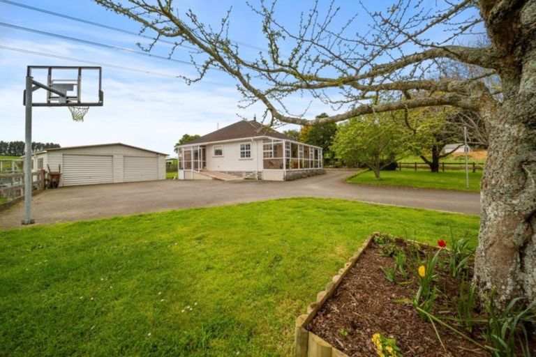 Photo of property in 61 Saxton Road, Upper Vogeltown, New Plymouth, 4371