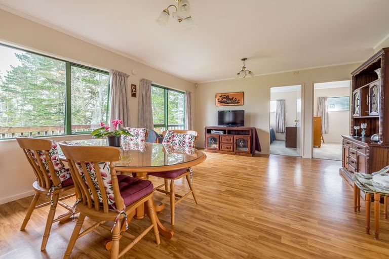 Photo of property in 182 Amreins Road, Taupaki, Henderson, 0782