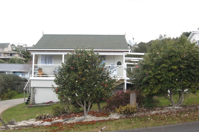 Photo of property in 20 Windsor Drive, Tairua, 3508