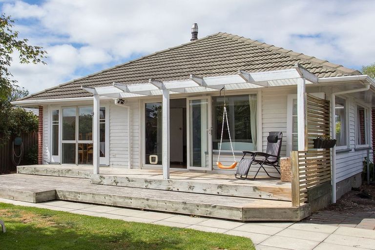 Photo of property in 932a Avonside Drive, Avondale, Christchurch, 8061