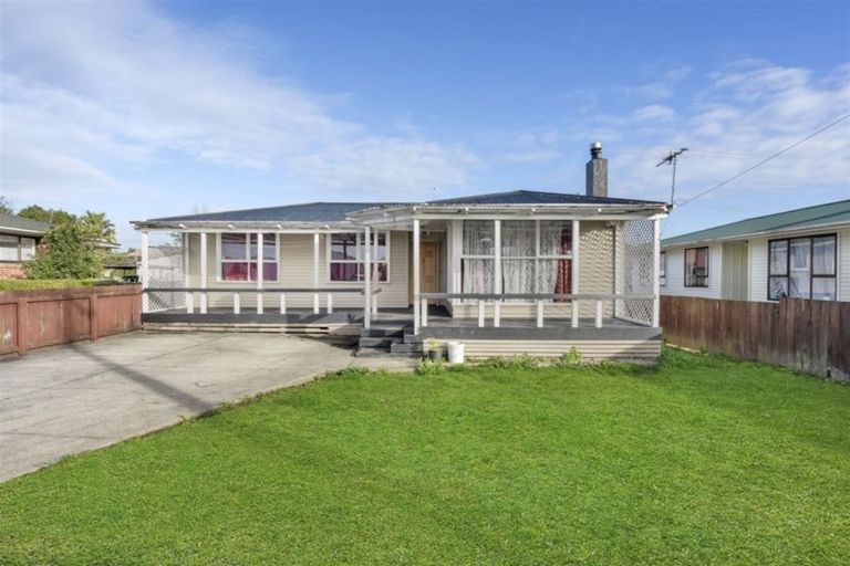 Photo of property in 16a Nogat Avenue, Papatoetoe, Auckland, 2024
